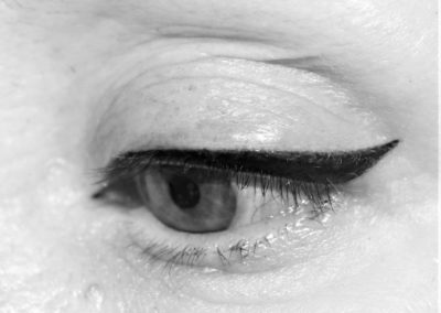 eye liner poudré tatoué maquillage permanent nîmes montpellier, arles, avignon, alès,